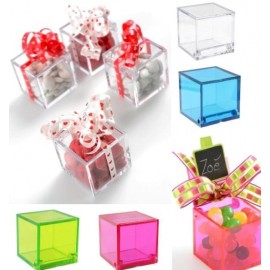 Boîtes à dragées cube transparent couleur les 4