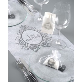 Chemin de Table Just Married Intissé Blanc 5 M