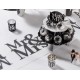 Chemin de table Mr & Mrs blanc noir intissé 5 M