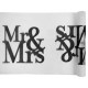 Chemin de table Mr & Mrs blanc noir intissé 5 M