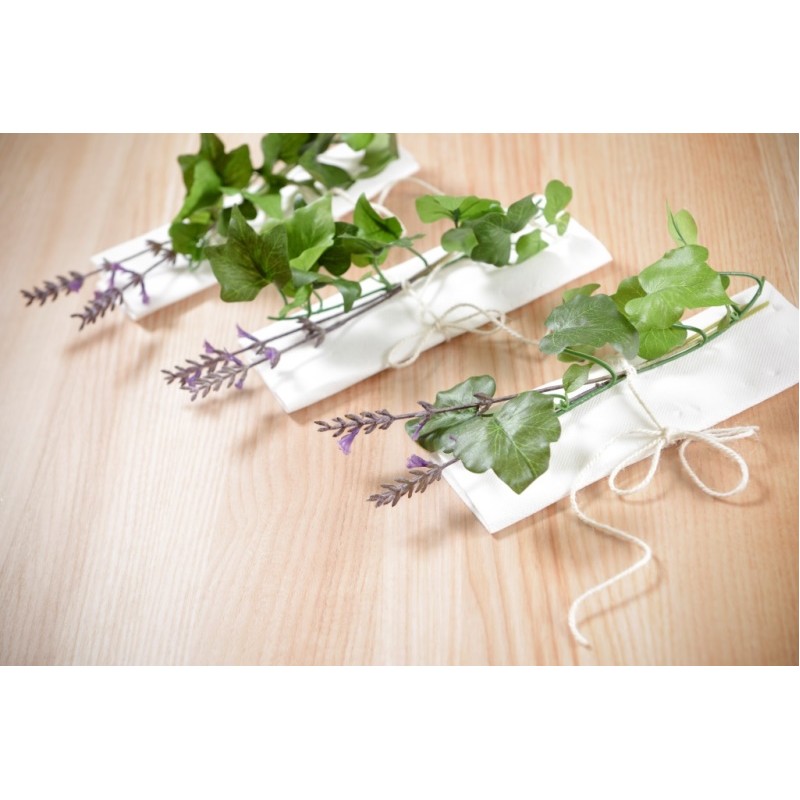 Guirlande De Pin Artificiel Vert Pour Décoration - Longueur 190 Cm - Idéale Noël, Mariage, événements - En Plastique Et Fil De Fer