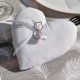 Coussin alliances coeur blanc