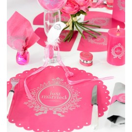 6 Sets de Table Just Married Fuchsia Ronds 34 cm